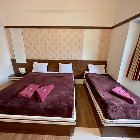 Hotel Laxmibai Palace Sirdi Kültér fotó