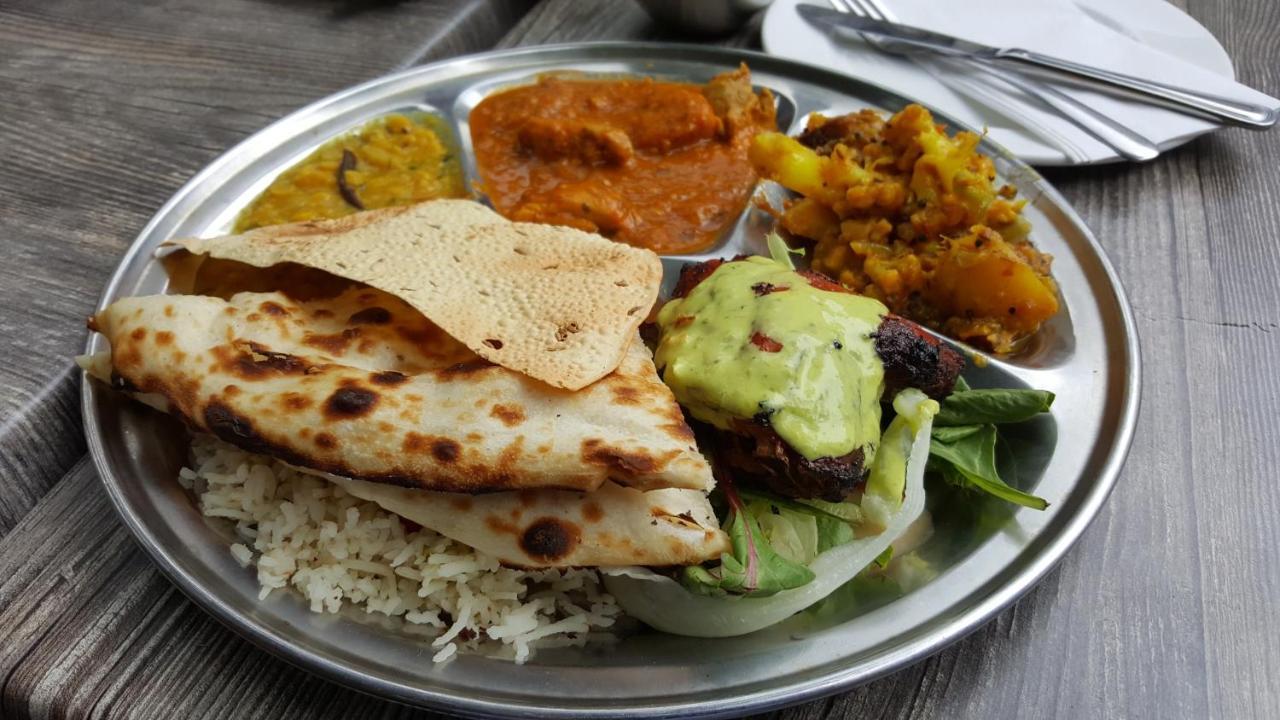 Hotel Laxmibai Palace Sirdi Kültér fotó