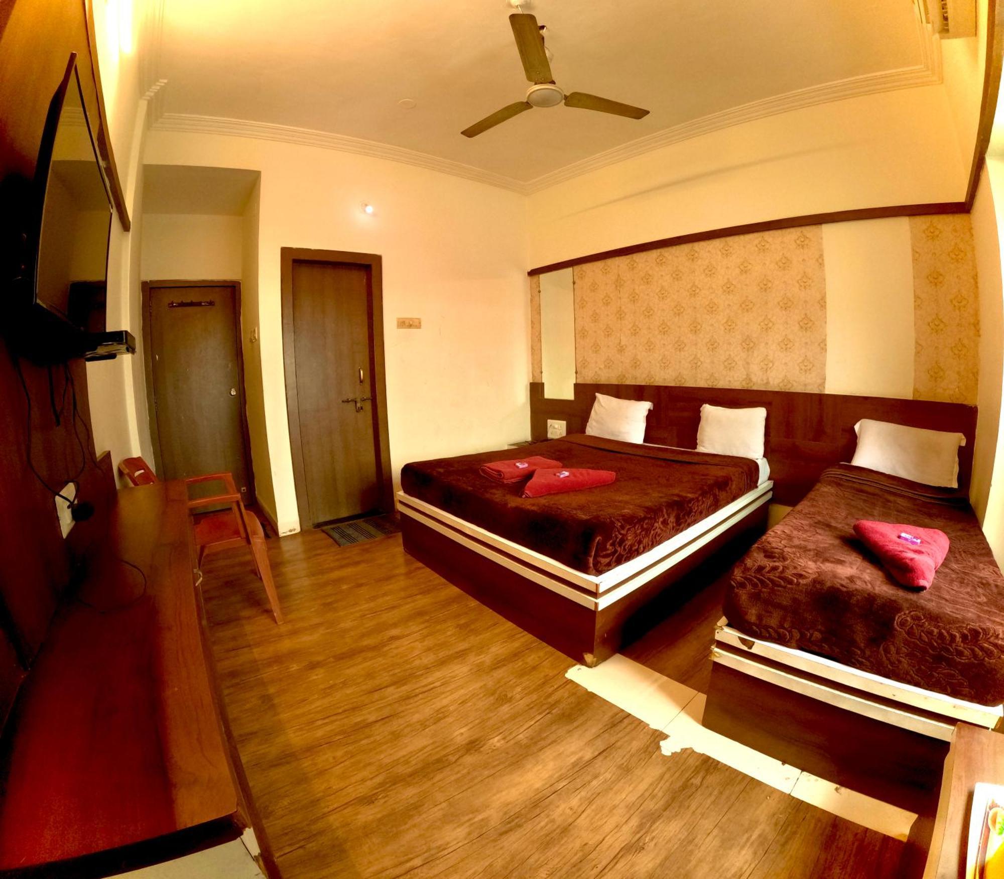 Hotel Laxmibai Palace Sirdi Kültér fotó